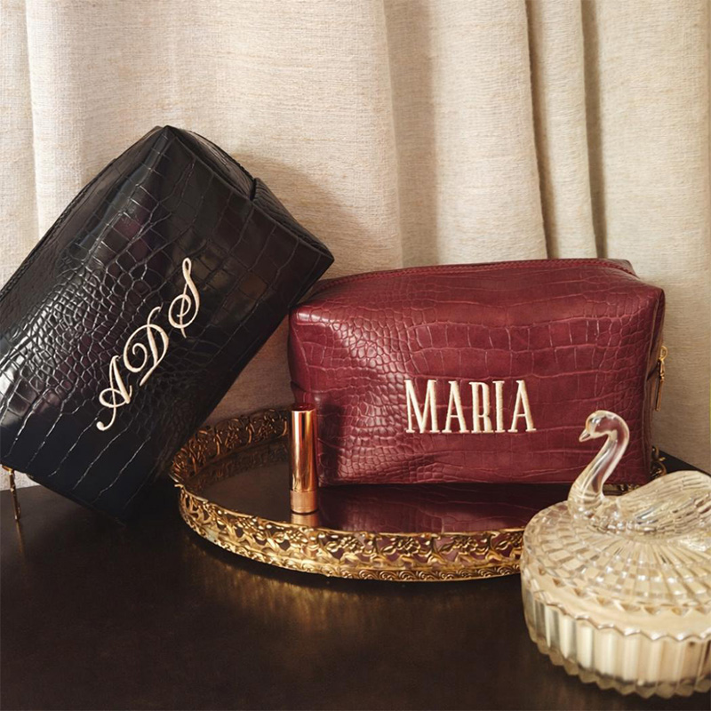 Travel Accessories Gift Ideas - Tas Makeup Bordir Motif Buaya, Pouch